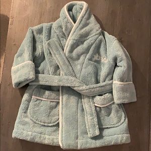 Monogrammed ‘Gibson’ robe. 6-12 mo
